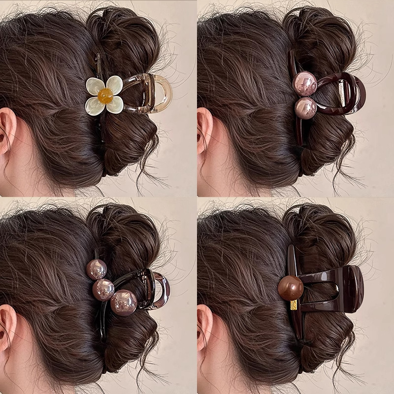 TKTK优雅珍珠鲨鱼夹女2025轻奢慵懒风中号发夹后脑勺抓夹发量少