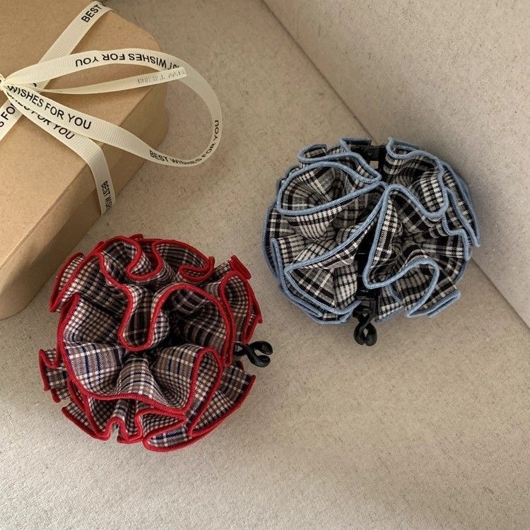 经典红格纹花球撞色香蕉夹感发夹后脑勺半扎发鲨鱼夹子头饰