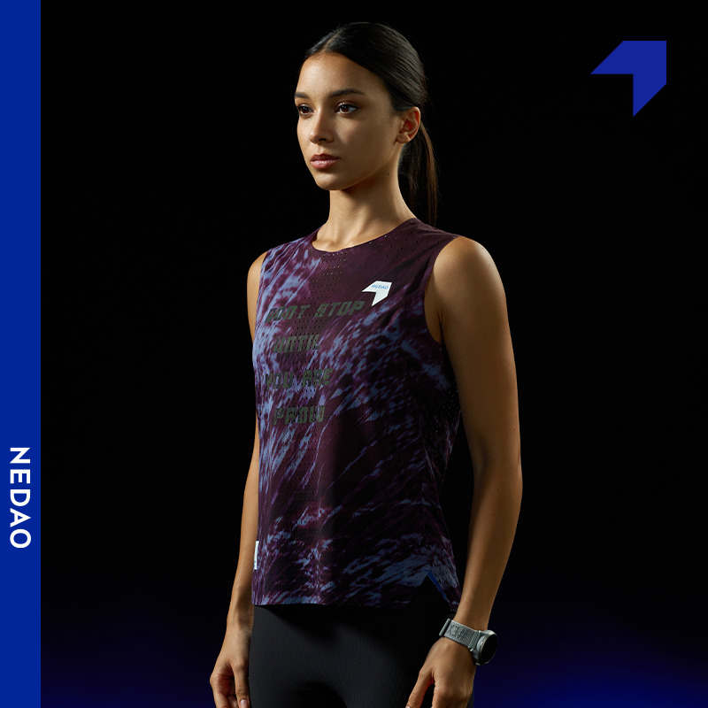 内道黑练轻量透气散热风洞坎肩