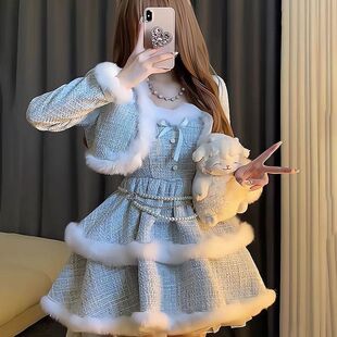 富家千金冬装套装法式秋冬高级香风名媛千金甜美毛绒拼接短款外套