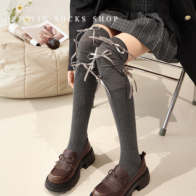 miu里miu气过膝袜子女秋冬款