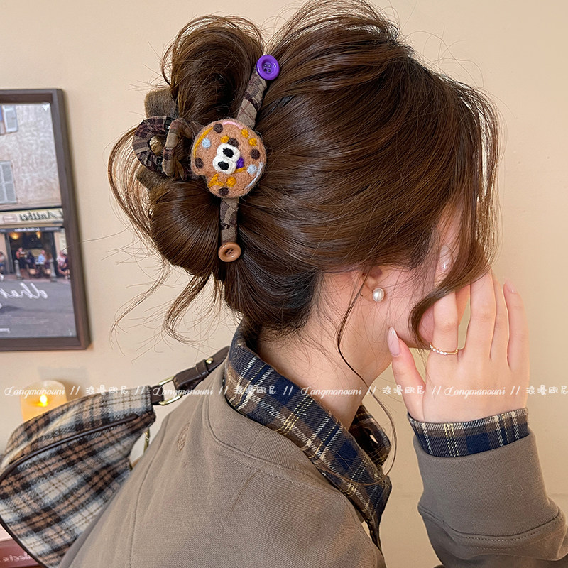 趣味曲奇~可爱饼干抓夹女2025新款高级感创意鲨鱼夹大号盘发头饰