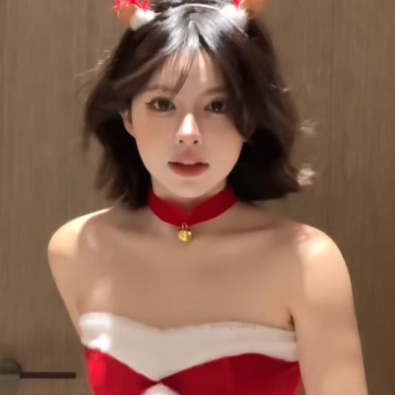 圣诞节铃铛项链女摇铃吊坠短款锁骨链choker复古绒布甜美项圈装扮