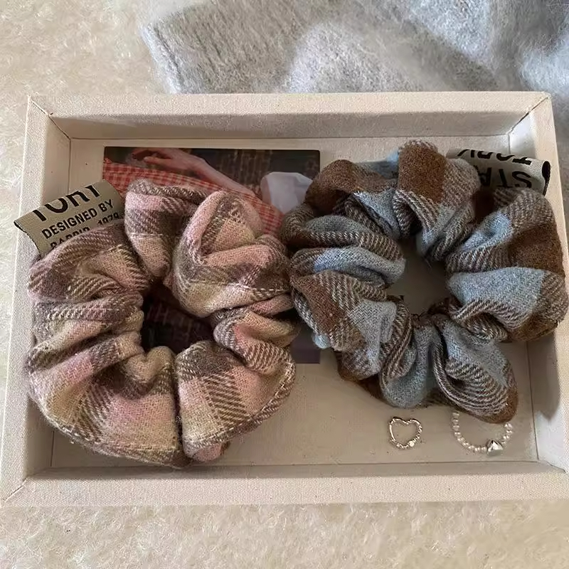 秋冬新品简约格纹复古格子大肠发圈学院甜美丸子头百搭头饰发绳