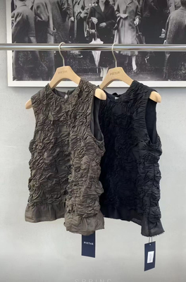 MJY高端女装2025新款定制面料高支高密重工立体花纹泡泡圆领背心