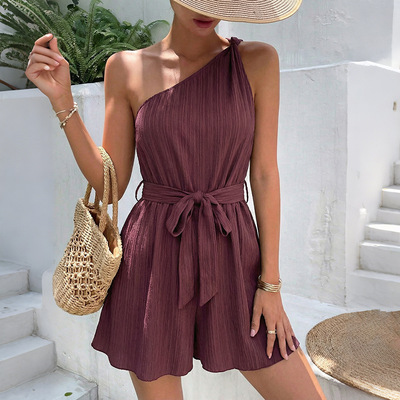 单肩无袖系带连体裤One shoulder sleeveless lace up jumpsuit