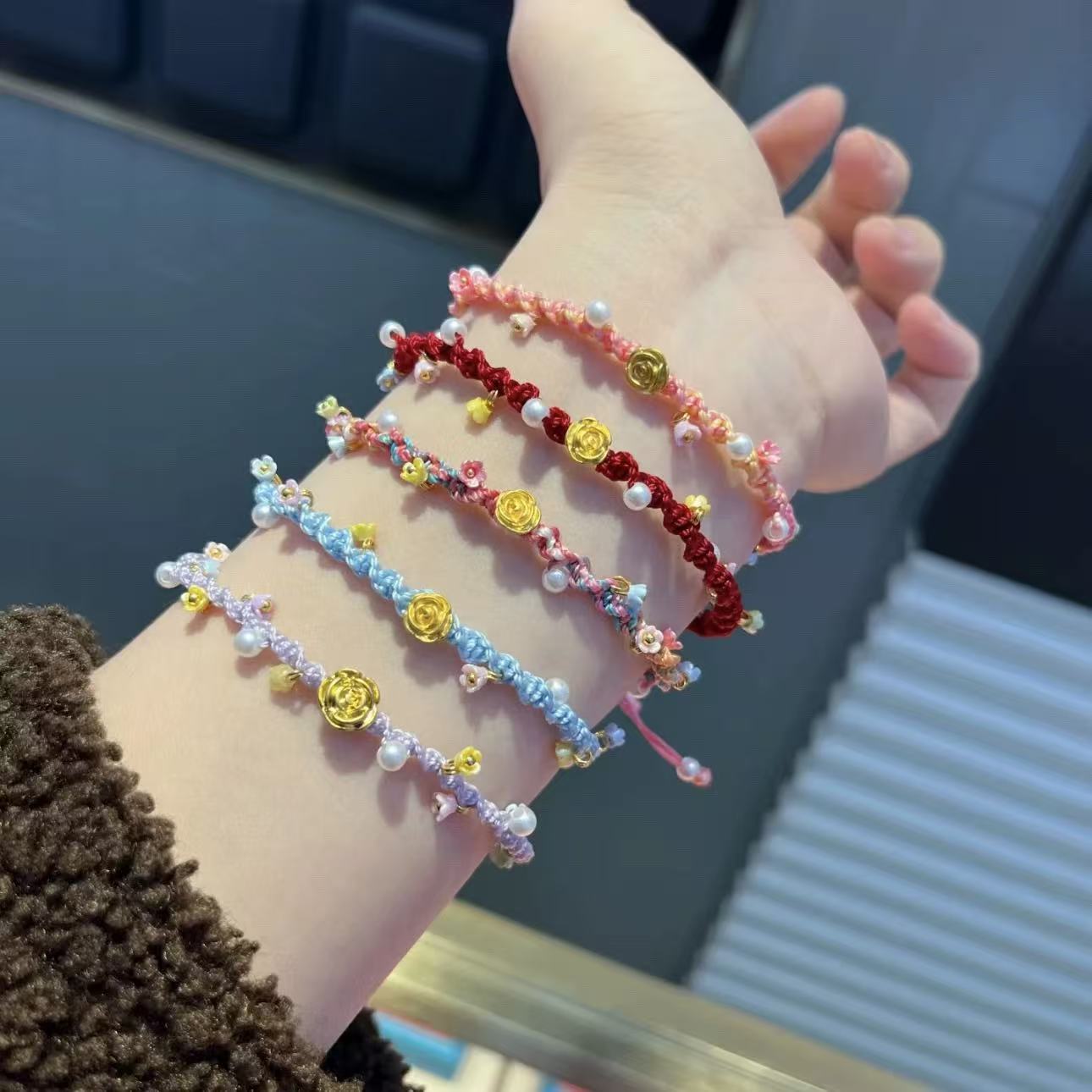 足金999玫瑰花编绳彩色手链黄金送女友闺蜜礼物
