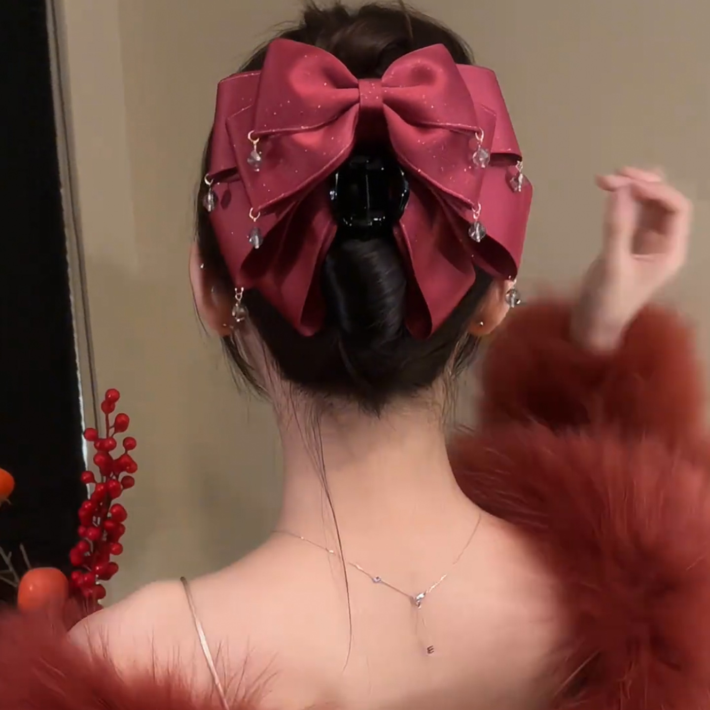 新年红色蝴蝶结抓夹新娘发夹女后脑勺圣诞满天星大号流苏闪亮头饰