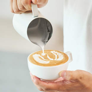 WPM惠家拉花缸陶瓷对流压纹咖啡杯意式咖啡拿铁杯专业拉花杯240ml