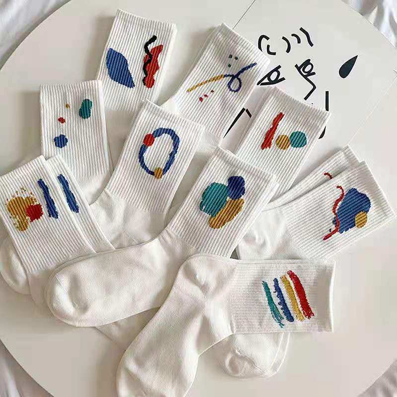 白色长袜子女韩版中筒潮百搭中筒涂鸦简约秋冬款学院风长筒袜