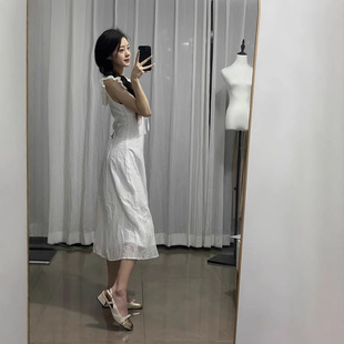 甜美小白裙收腰显瘦白月光中 实拍气质荷叶边方领连衣裙女夏季