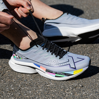 特步一体成型三代跑鞋男鞋春季体测训耐磨缓震运动鞋训练鞋跑步鞋