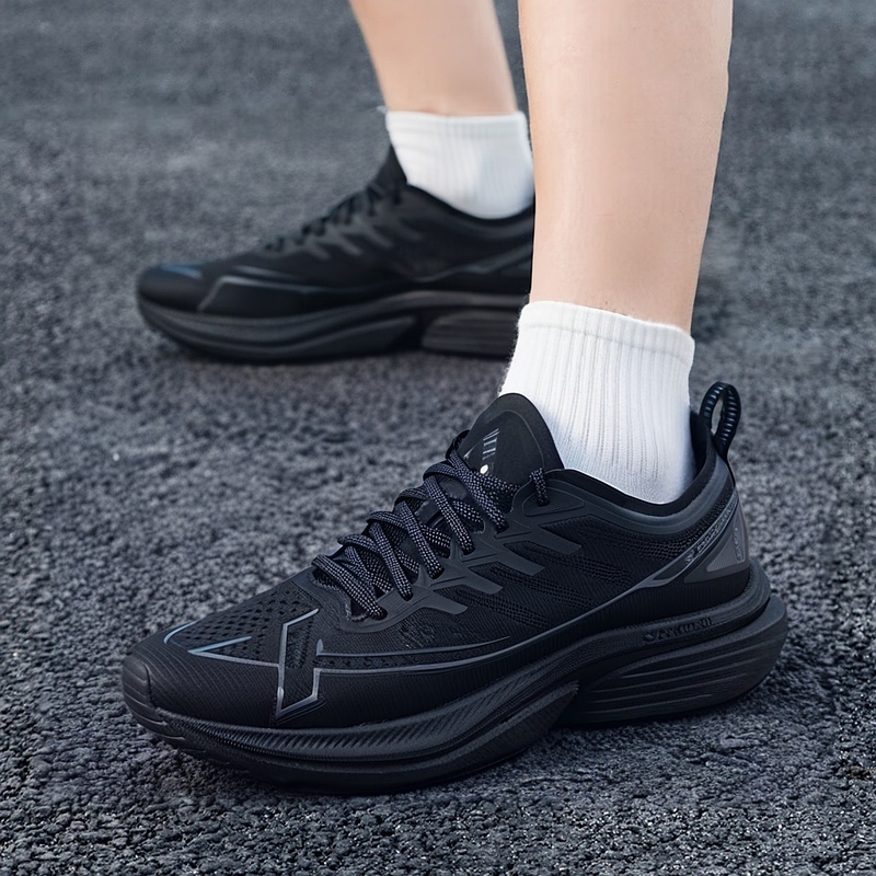 特步一体成型三代男鞋女鞋跑步鞋