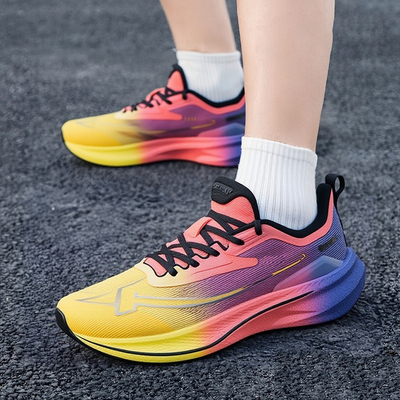 特步两千公里三代跑鞋缓震马拉松