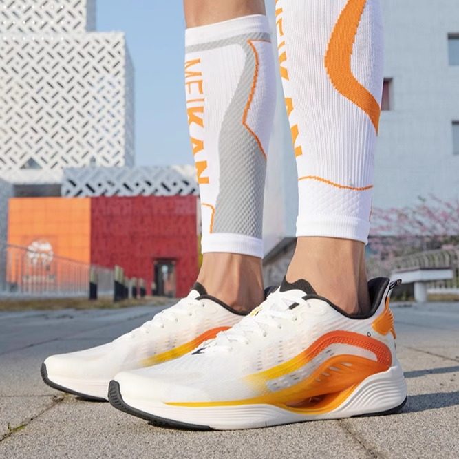 特步男鞋官方正品冬季跑鞋旅游鞋中学生体测锻炼健身运动鞋跑步鞋