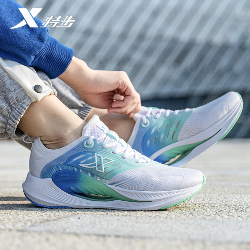 特步氢风7.0跑鞋男鞋夏季透气运动鞋学生轻便耐磨回弹减震跑步鞋