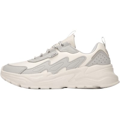 特步皮面时尚运动鞋板鞋休闲鞋子