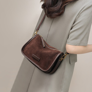 包包2025新款秋冬女包轻奢复古枕头包百搭款单肩包小众设计斜挎包