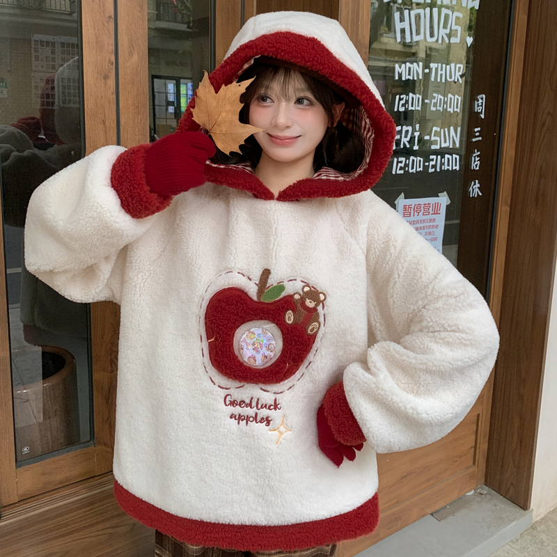 森女部落甜美萌趣刺绣连帽绒衫女设计感可拆卸徽章宽松套头卫衣冬