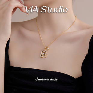 VIA 轻奢锆石无事牌项链女高级感气质小众中古吊坠锁骨链 Studio