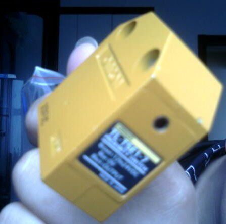 全新E3F2-LS10B4 E2EG-X5MB1 E2E-X5ME1 TL-X2E1/X5E1/X5Y1