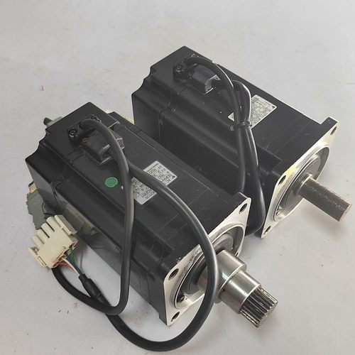 安川750W伺服电机SGMAH-08ABA21