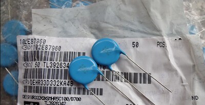 DEHR33D332KA4B 瓷片电容器 2000v3300pF  10% 进口村田