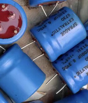 美国红头思碧SPRAGUE EXTRALYTIC 673D 2200UF 6.3V 胆机电解电容