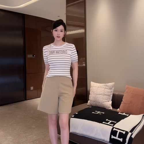 大李plus高腰直筒阔腿西装中裤女夏季纯色极简设计休闲百搭裤子