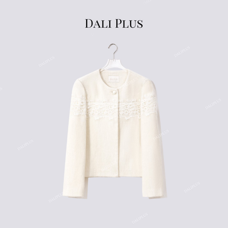 手工缝制浮雕感花边外套