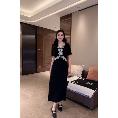 大李plus白蕾丝醋酸法式连衣裙女夏季自带凉感弹力高级感气质裙子
