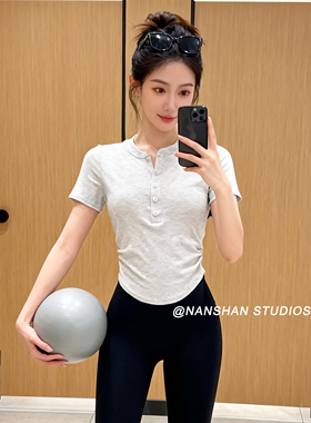 Hold Tlght螺纹亨利短袖运动T恤 简直不要太好穿美式辣妹直接拿捏