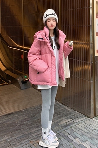 【现货】2023新款冬装短款连帽白鸭绒羽绒服095-980-P215-K318图片