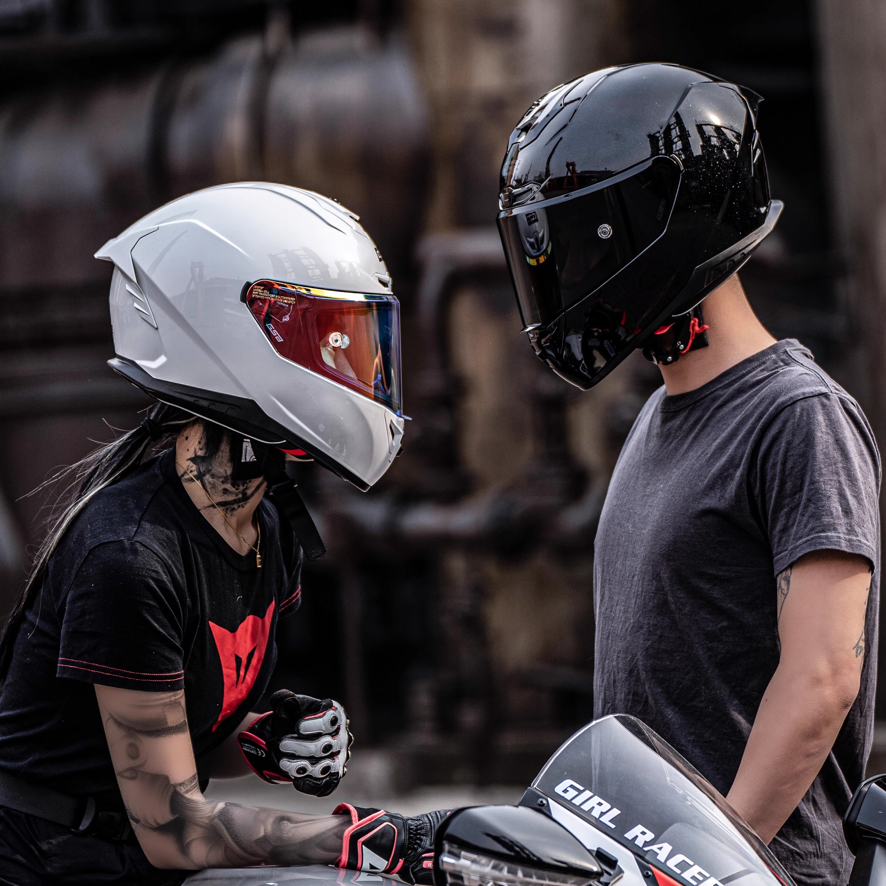 GSB361头盔摩托车男女四季全盔机车赛车新国标3C安全认证小壳体