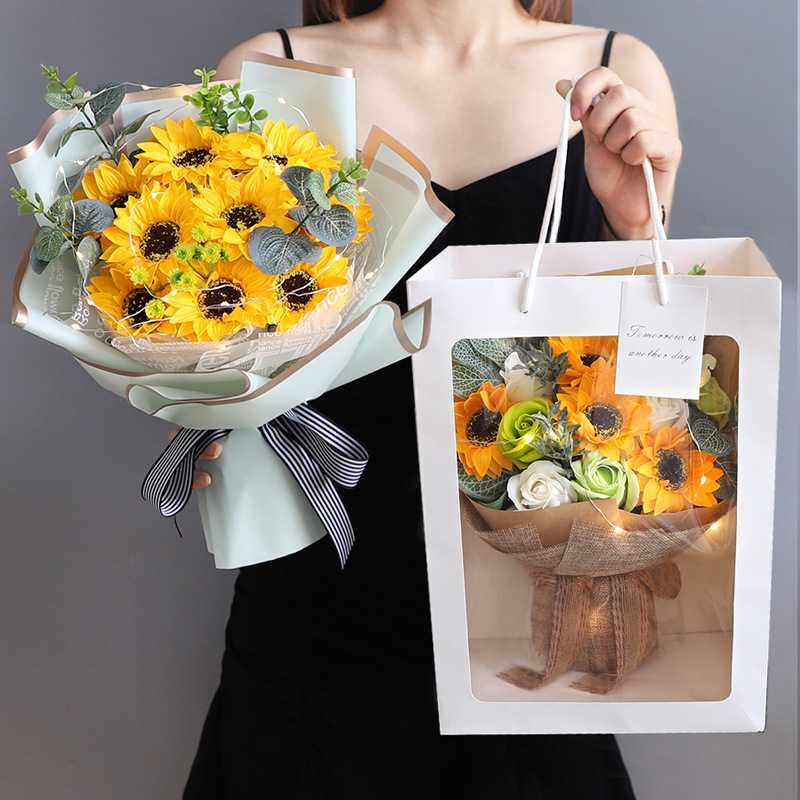 新款直销教师节花束礼物永生花手提袋装向日葵太阳花玫瑰香皂花花