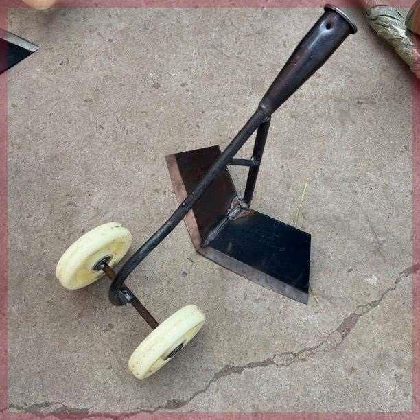 锄头农用除草工具锄头除草推锄种菜开荒平锄园艺农具工具除草神器