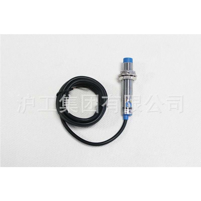 沪工电容式接近开关 CM12-4F-N1 N2 P1 P2 电容传感器