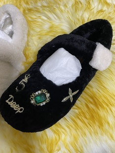 女士冬季时尚潮流休闲羊皮毛一体珍马丽豆豆鞋