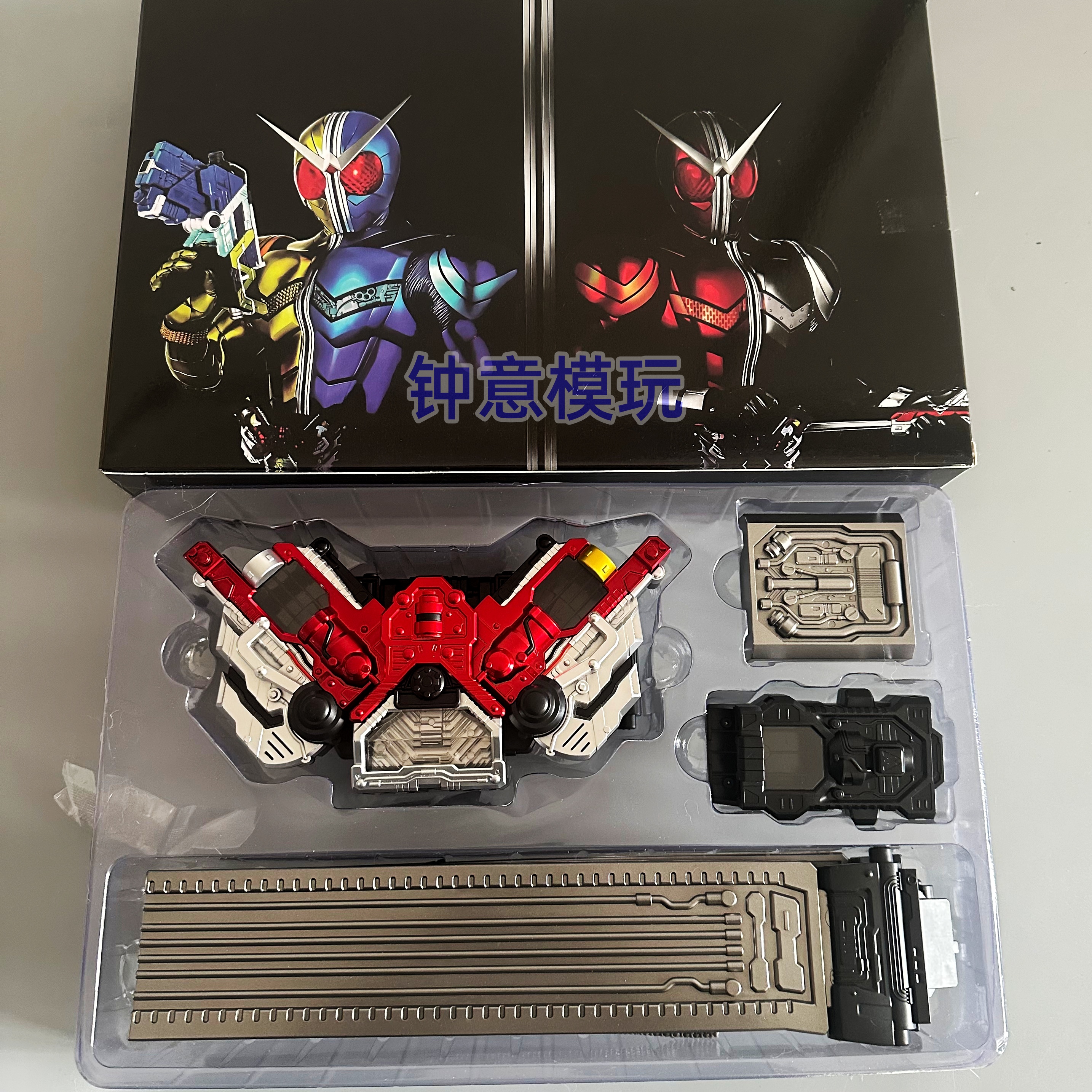 假面骑士W腰带dx驱动器