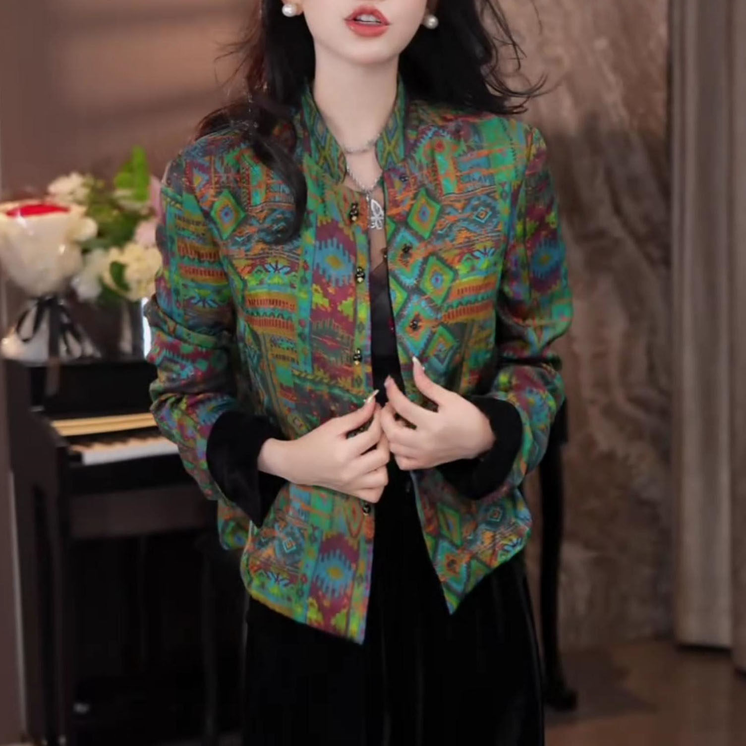 2025年秋季新款时尚新中式国风上衣女气质显瘦双面穿彩扣丝绒外套,女装/女士精品,短外套,淘宝优惠券,粉丝福利购,淘宝优惠卷