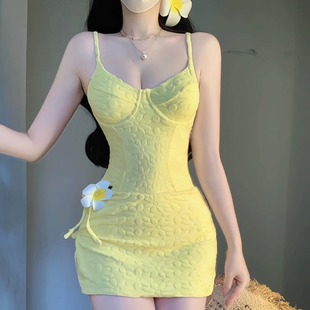 2025新款 两件套高级感小胸聚拢度假温泉 三角连体泳衣女纯欲风裙式