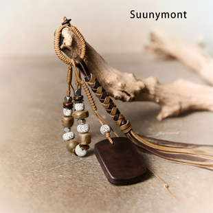 复古无事牌真皮高级感包包挂件木质珠饰编织流苏轻奢小众精致挂饰