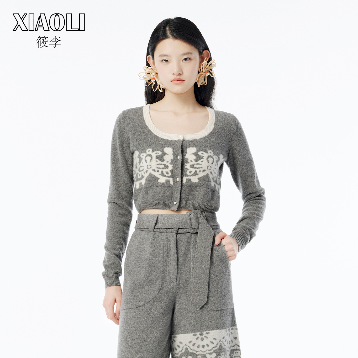 XIAOLI设计师格雷系小香风开衫