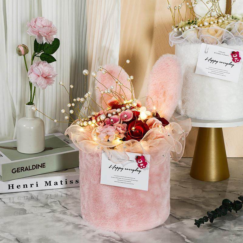 七夕送女友礼物毛绒兔抱抱桶香皂花礼品花束送爱人朋友闺蜜礼物