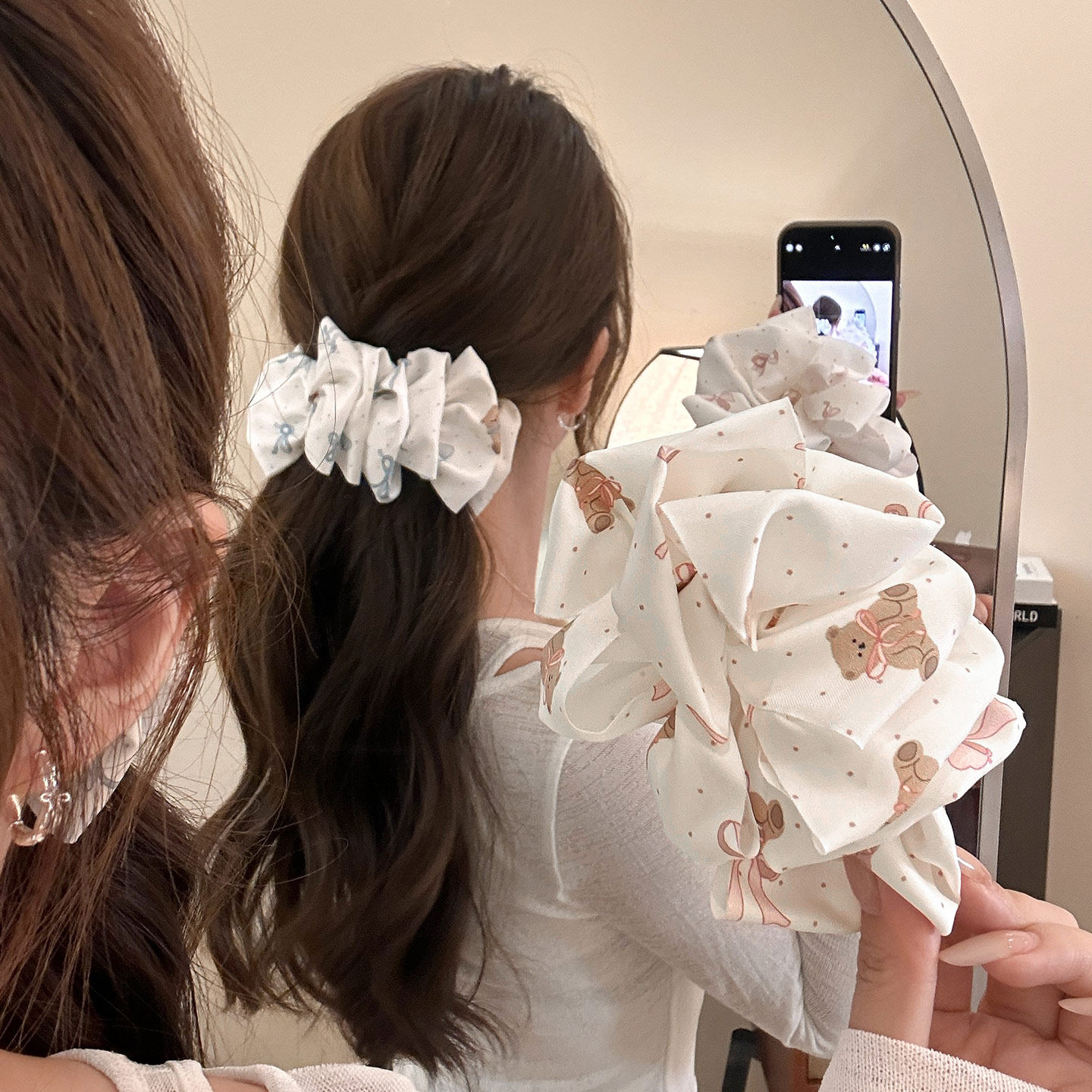 韩系布艺褶皱蝴蝶结香蕉夹马尾夹高级感泡泡发夹后脑勺半扎发竖夹,饰品/流行首饰/时尚饰品新,发饰,淘宝优惠券,粉丝福利购,淘宝优惠卷