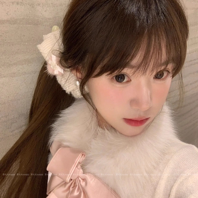 可爱奶糖蝴蝶结香蕉夹山羊绒甜美少女心水貂毛球百搭发饰