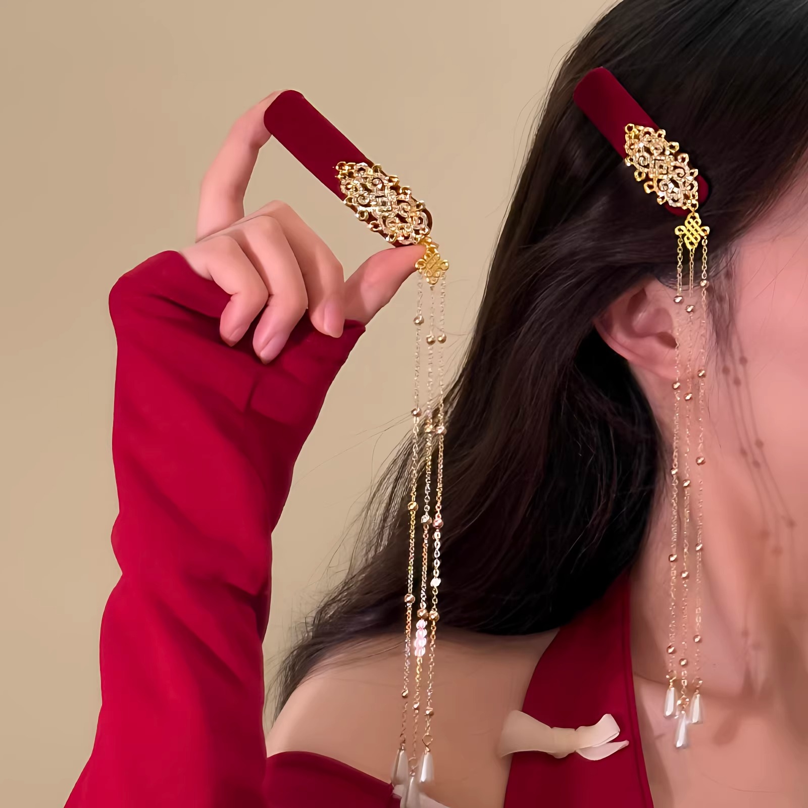 新中式红色金流苏发夹女新年发饰国风新娘侧边刘海夹头饰