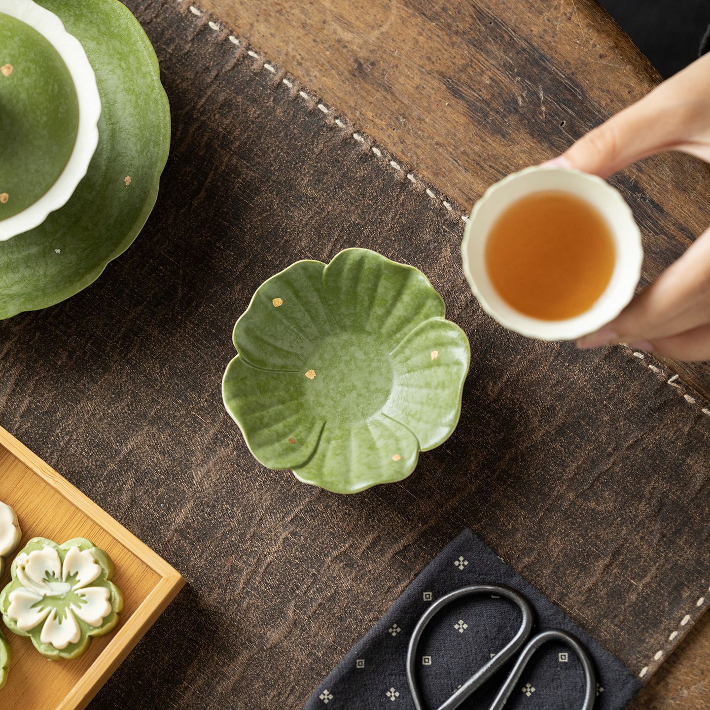 小青柑橘绿洒金陶瓷杯垫