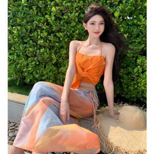 海边度假夏天多巴胺穿搭套装 挂脖背心包臀半身裙两件套2025年新款