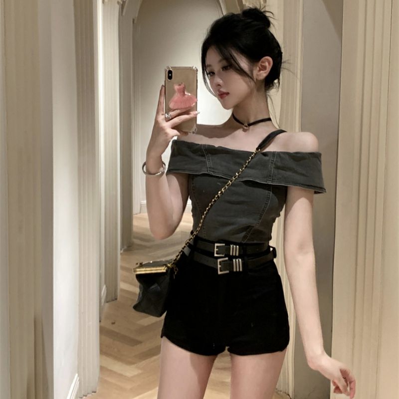 单/两件套夏季新款法式一字肩上衣女又甜又辣套装高腰修身短裤子